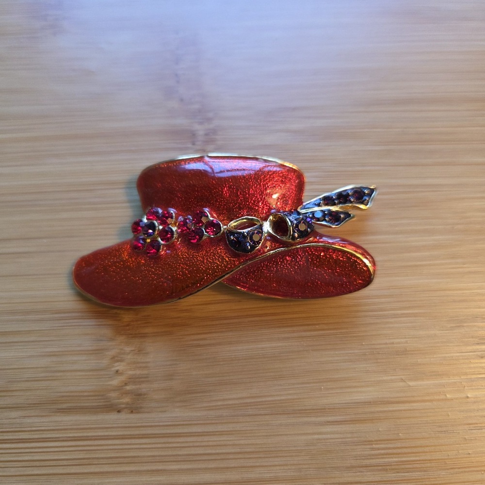 Vintage Unsigned Red Hat Society Purple & Red‎ Rhinestone Brooch Or Pendant